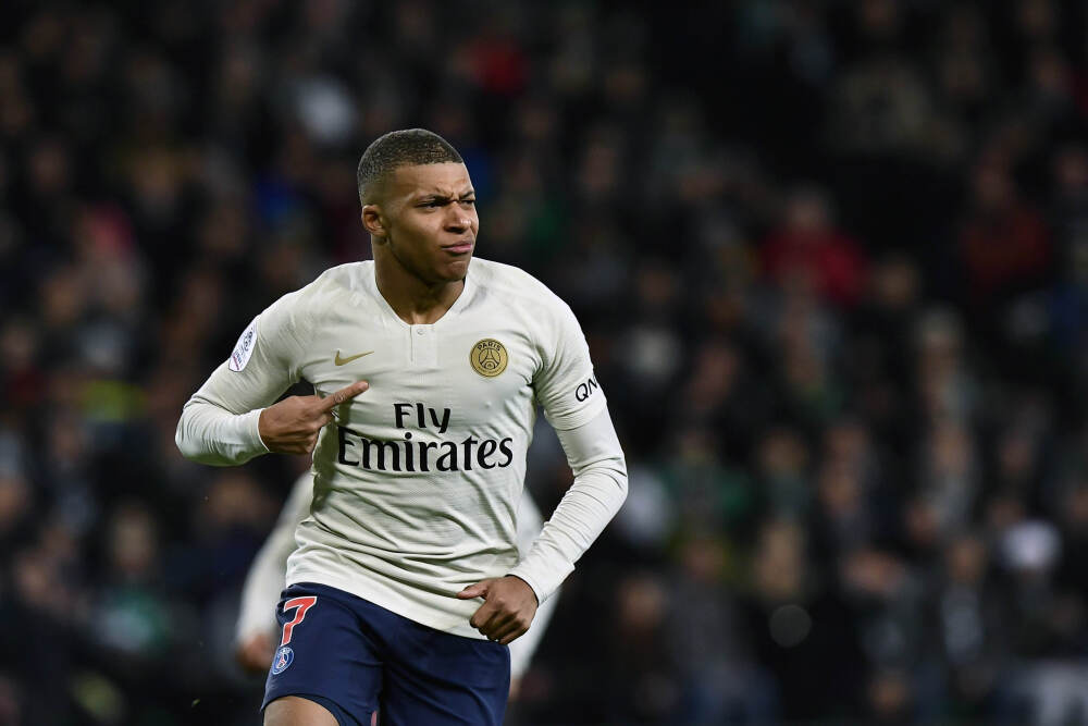 6组数据速览2025中国经济年报亮点